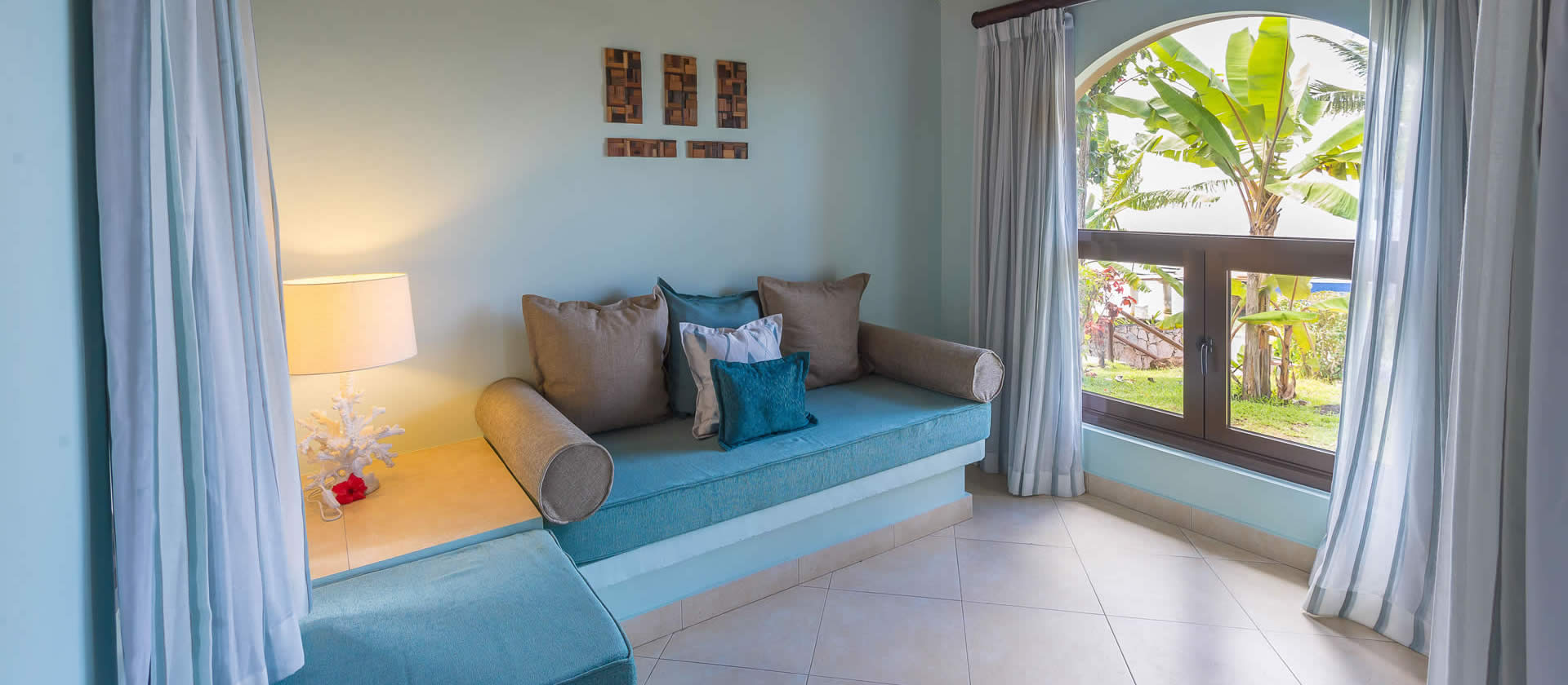 BlackParrot-standard-rooms-lobby